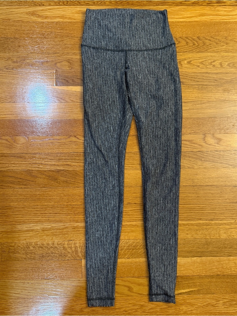 Lululemon Wunder Under Pant (Roll Down) Coco Pique Black - Est. Size 4 - Picture 7 of 7